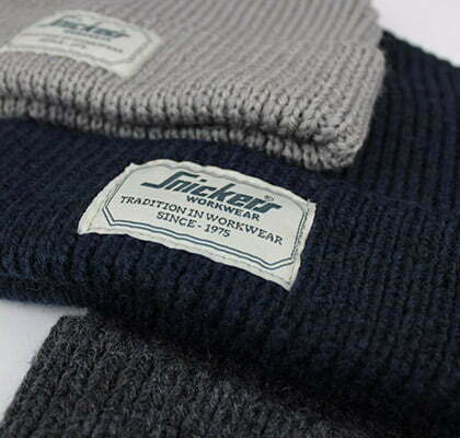 bonnet snickers pour accompagner un pantalon de travail pour l hiver par kraft workwear