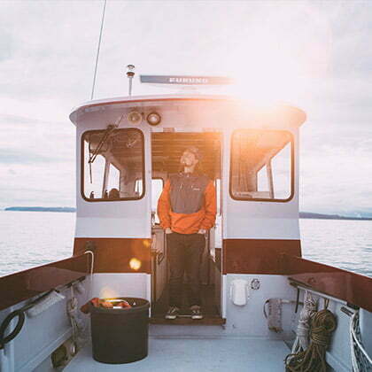 ciret porte par un marin sur un bateau
